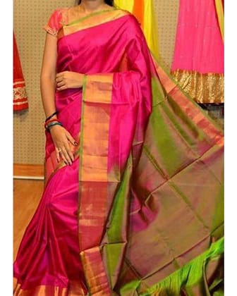 UPPADA SILK PATTU RED COLOURED SAREE