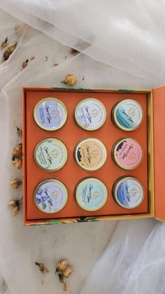 Assorted box of 9 flavours