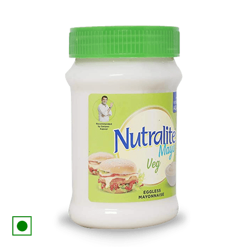 Nutralite Mayonnaise Cheesy Garlic, 275 gm Bottle