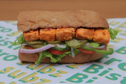Paneer Tikka Sub Sandwich __ 6 Inches,Roasted Garlic Bread