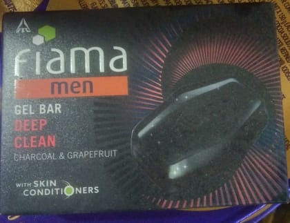 Fiama men charcoal & grapefruit soap