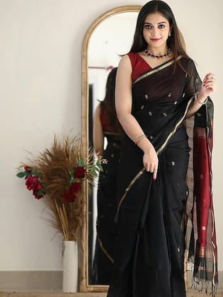 Woven Design Zari Silk Blend Banarasi Saree