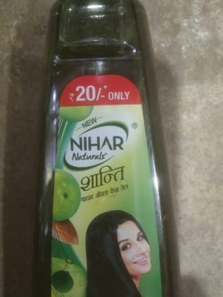 Nihar Ashanti hair oil