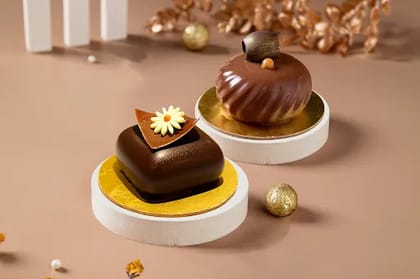 Eggless Butterscotch Pastry With Coffee Pastry