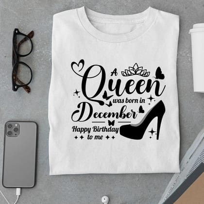 A Queen was born in December T Shirt-White / S