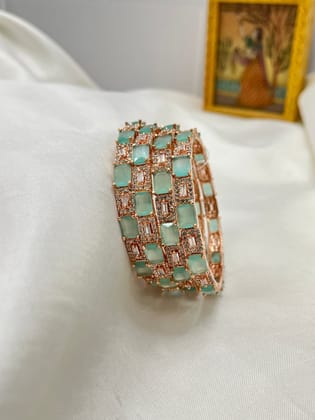 Stone Bangle 6713-2.4
