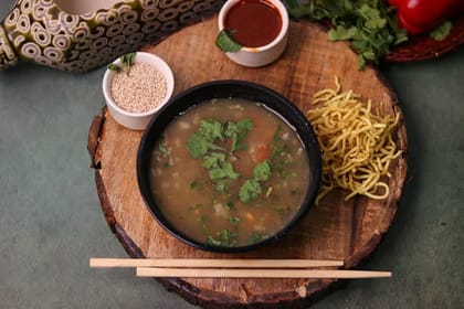 Veg manchow soup with fried noodles