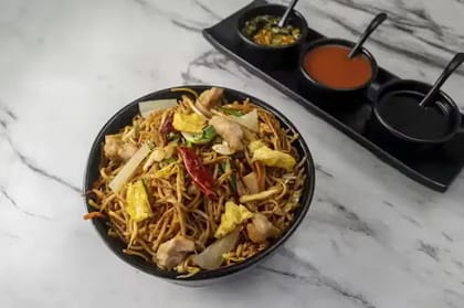 Chicken Singapore Noodles
