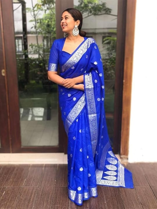 Floral Motif Woven Design Zari Banarasi Saree