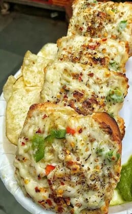 Chilli Cheese Toast [3 Pieces]