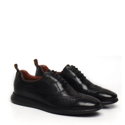 Light Weight Black Sneakers With Punching Brogue Oxford Lace-Up Closure-40/6