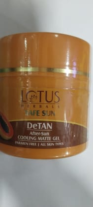 Lotus Herbals Safe sun Detan After-sun Cooling matte gel 