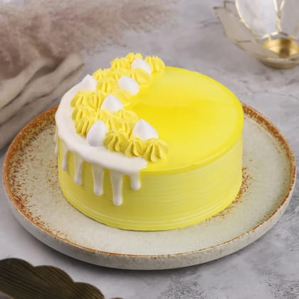 Luscious Burst Pineapple Eggless Cake