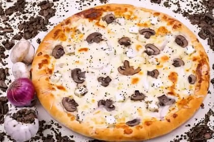Cheesy Classic Pizza __ Medium [8 Inches, Serves 1]