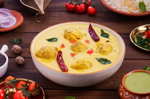 Kadhi Pakoda