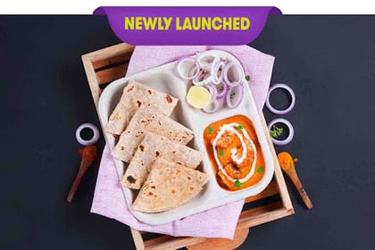 Chicken Lababdar Lunchbox __ With Chapati (4 Pcs)