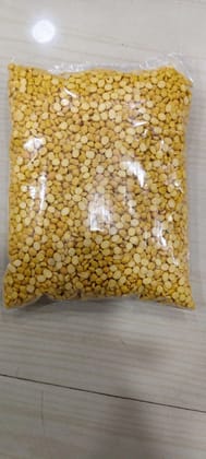 ChanagaPappu is a traditional Telugu dish made from a mixture of split red gram (toor dal) and vegetables. The name 'Chaga' means 'mix' in Telugu. (1kg)