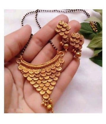 Sunhari Jewels Ginni Gold Plated Mangalsutra Pendant with Chain and Earrings for Women - Golden