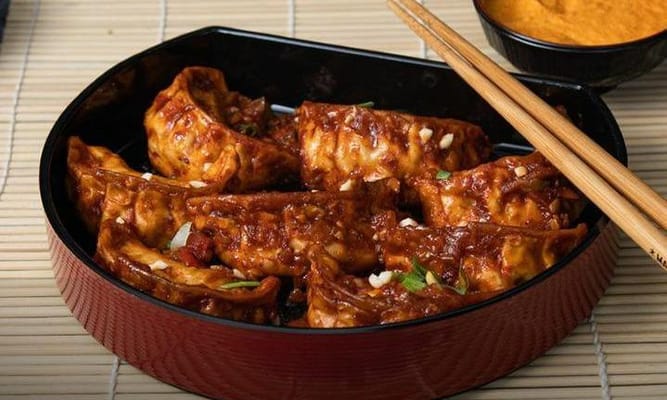 Too Yumm momos