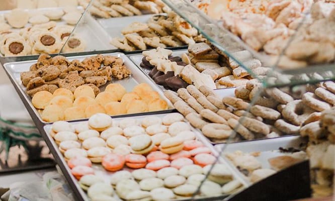 Golden Gate Bakery & Stores