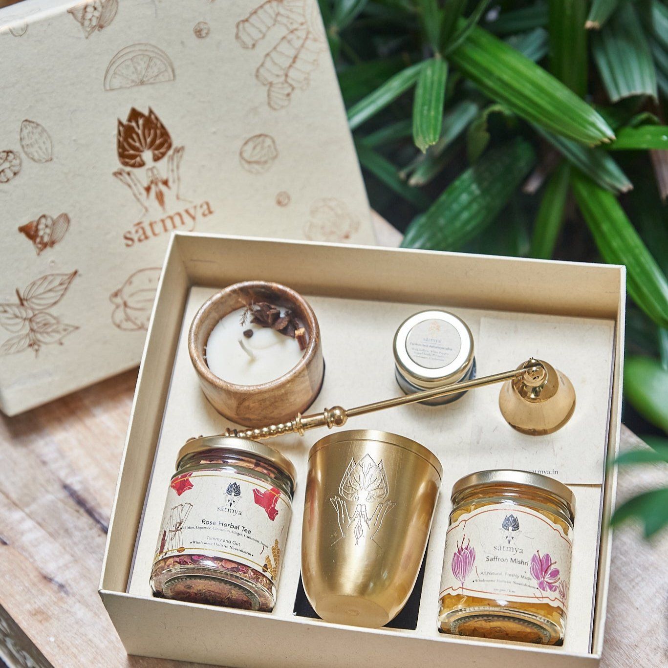 Vilāsa Gift Box | Luxury Brassware Collection
