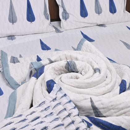 Blue Leaves Hand blocked Double Bed Sheet |Premium 250 TC Percale Cotton King size(90x108 inches )