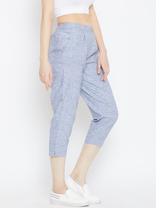 Women Blue Textured Relaxed Pleated Cropped Trousers
