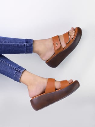 Terila Tan Flatform Heels-Tan / 40