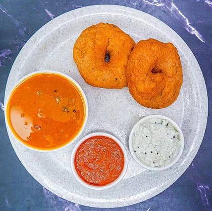 Vada With Sambar