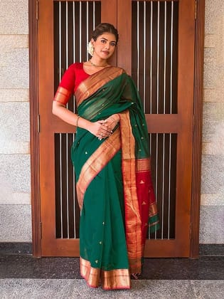 Woven Design Zari Silk Blend Banarasi Saree