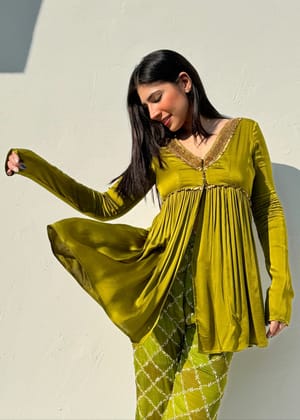 Green kurta sharara set-Green / XS