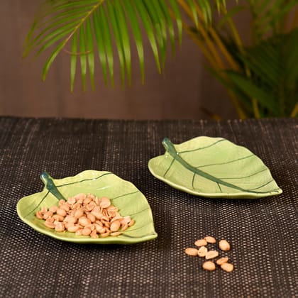 IKrafties Handmade Ceramic Green Leaf Platter(Set of 2)