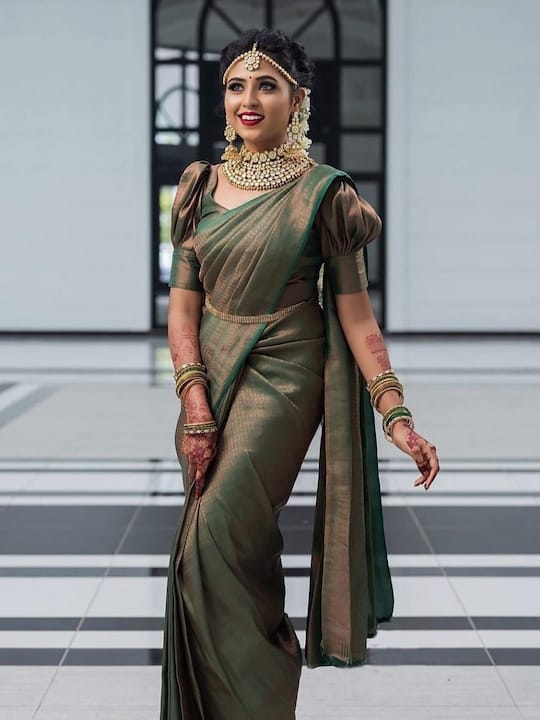 Ethnic Motifs Woven Design Zari Banarasi Saree