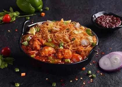 Chicken Manchurian Noodle With Gravy