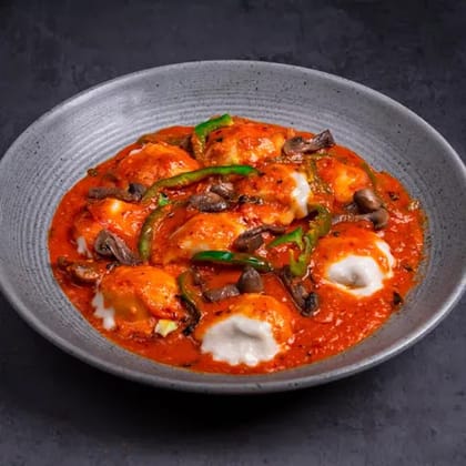 Veg Ravioli-5 In Tomato Sauce With Mushroom