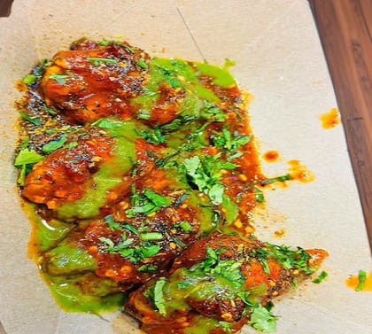 Dhamaka Veg Momos