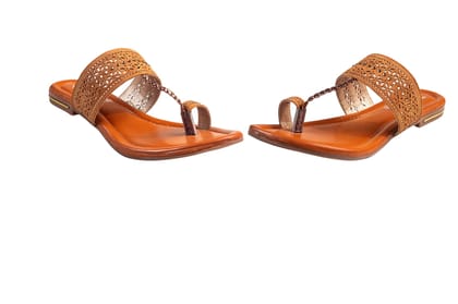 Titas Ladies Tan Chappal (Cs C 250101)-Tan / 3