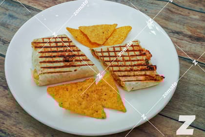 Tandoori paneer wrap