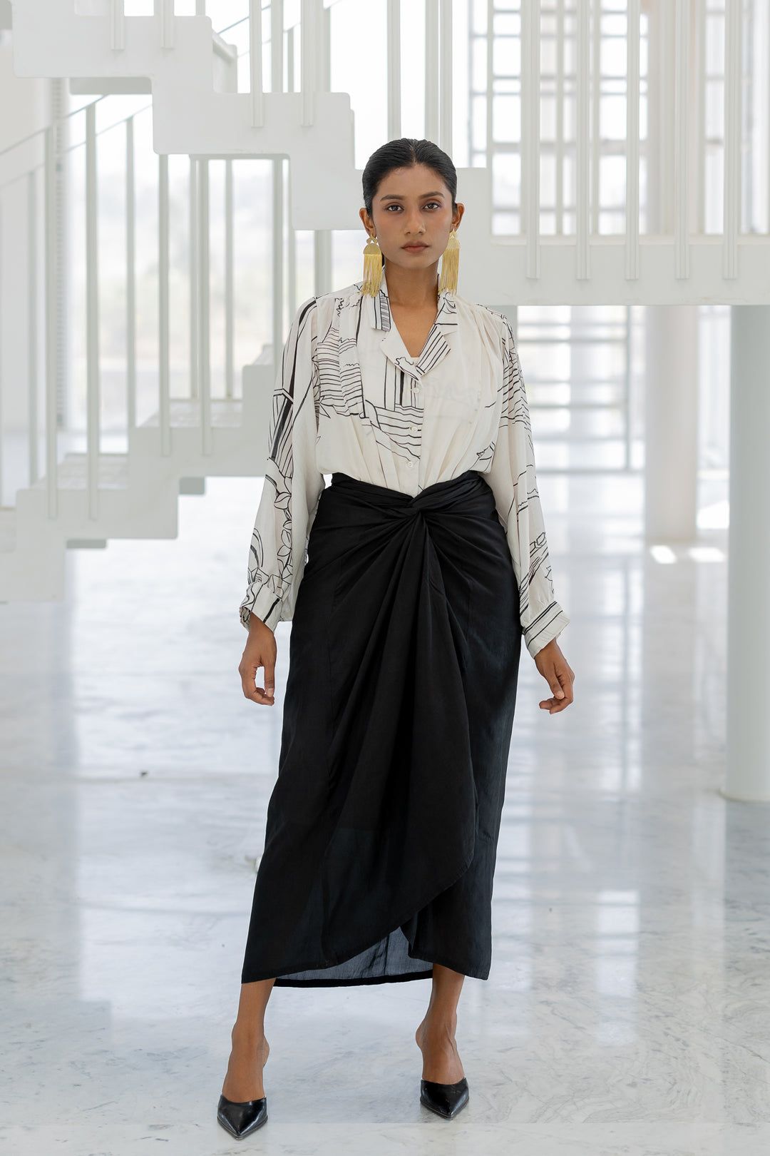 Arched Doorways Skirt-S