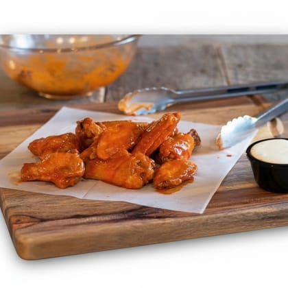 Spicy Buffalo Chicken Wings - 90 gm - One portion of spicy chicken wings