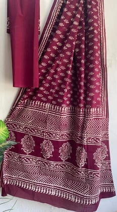 Hand block printed cotton mul saree with blouse.....Size 6.5 with blouseNatural dye n colourPure cotton (92*80)Pure hand ( without skrin chemical),