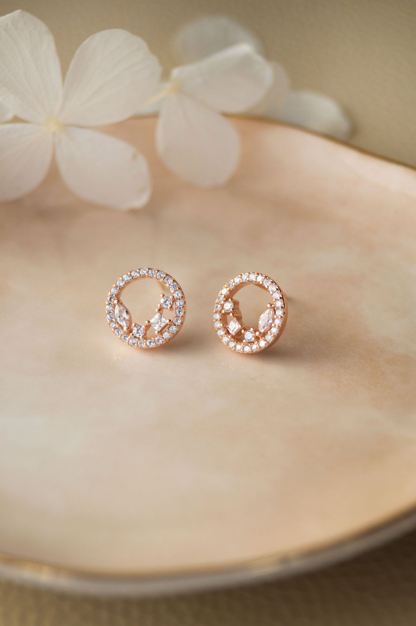 Blossom Circle Sterling Silver Stud Earrings-Rose