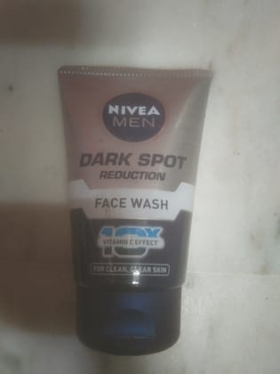 Nivea Men Dark spot Reduction Face wash Vitamin c effect For clean, gear skin 