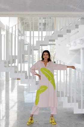 Blush Basil Applique Kurta Set-S