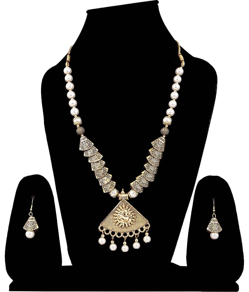 Sunhari Jewels White Alloy Necklace Set ( Pack of 1 )