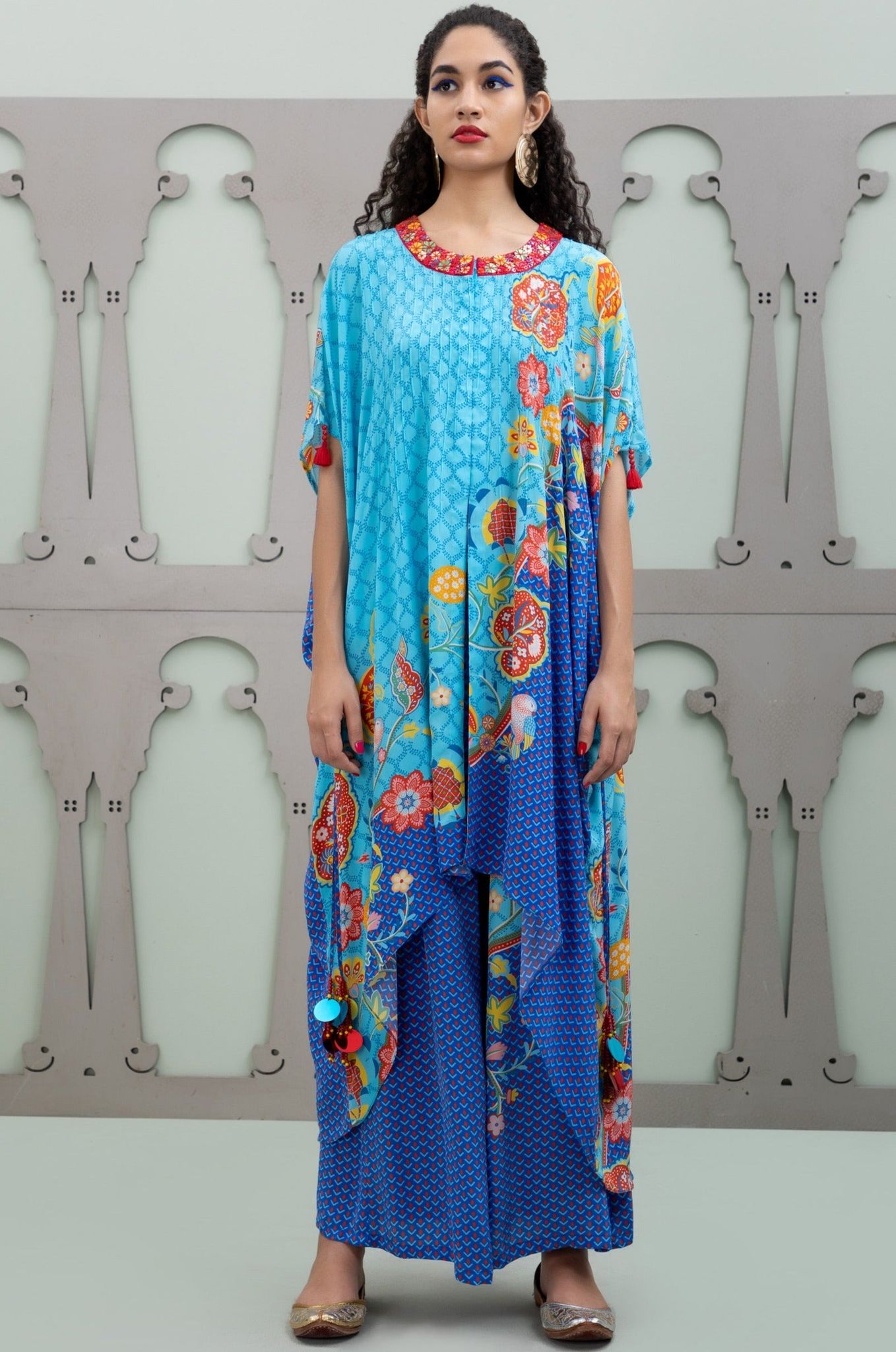 CHINTZY - NEELA  - THREE-X SMALL