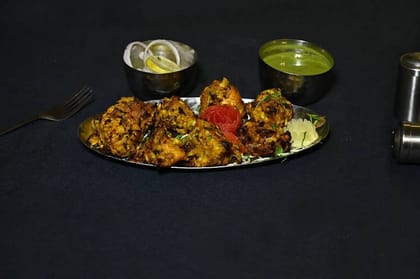 Chicken Garlic Tikka [8 Pieces]