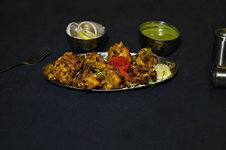 Chicken Garlic Tikka [8 Pieces]
