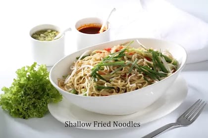 Veg Shallow Fried Noodles