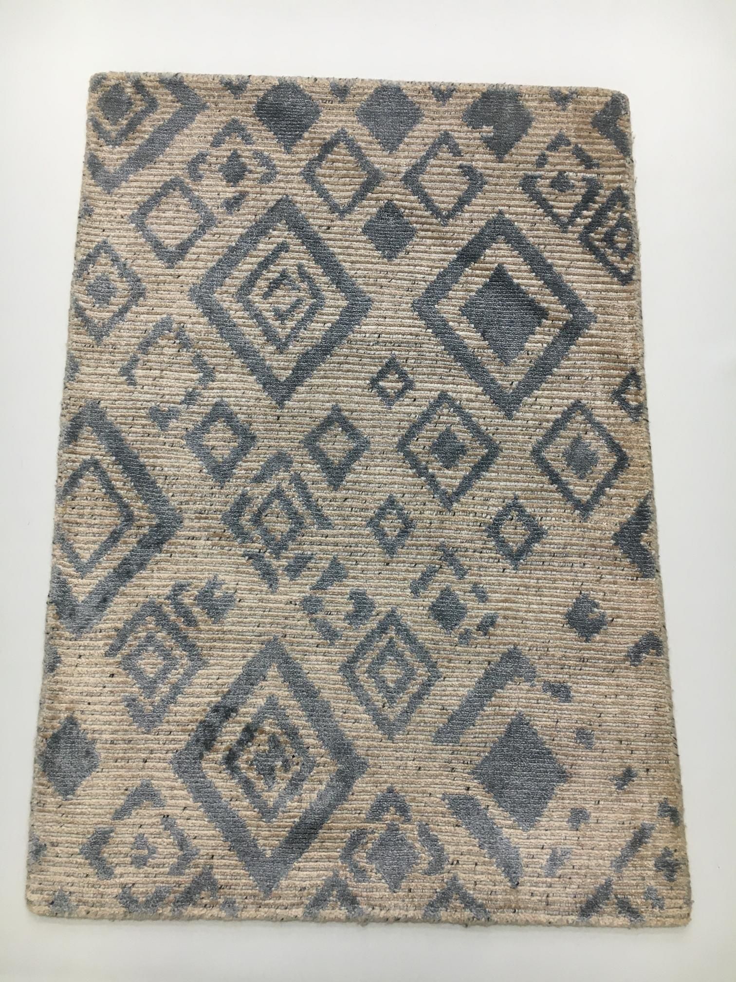 Hand-Knotted Wool & Bamboo Silk Rug 2x3 ft | Modern Geometric Design, Camel Gray